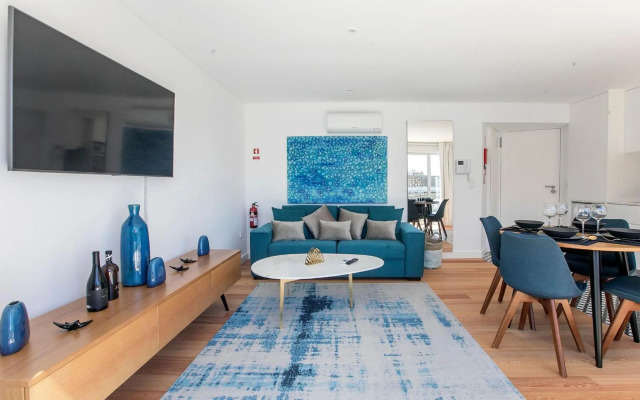 Luminous Premium Loft w/AC & Terrace by LovelyStay