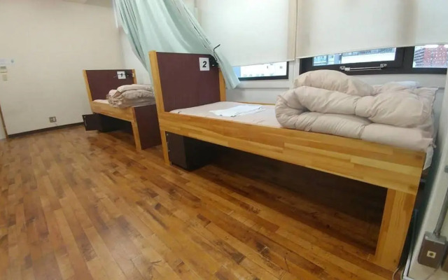 Simple Stay Hiroshima Peace Koenmae - Hostel