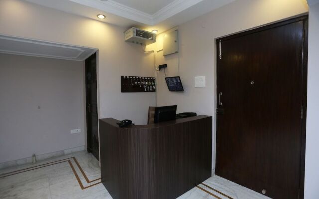Oyo 19855 B S Guest House
