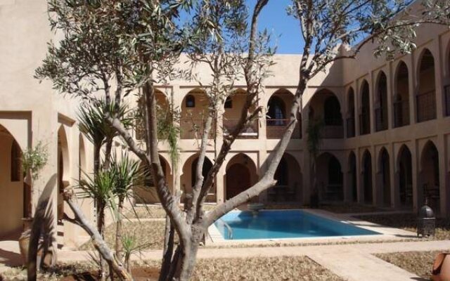 Riad Janoub