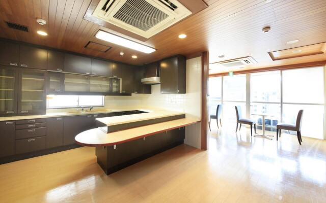 Centurion Ladies Hostel Ueno Park - Caters to Women