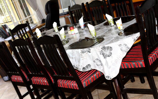 Airport Lodge Guest House