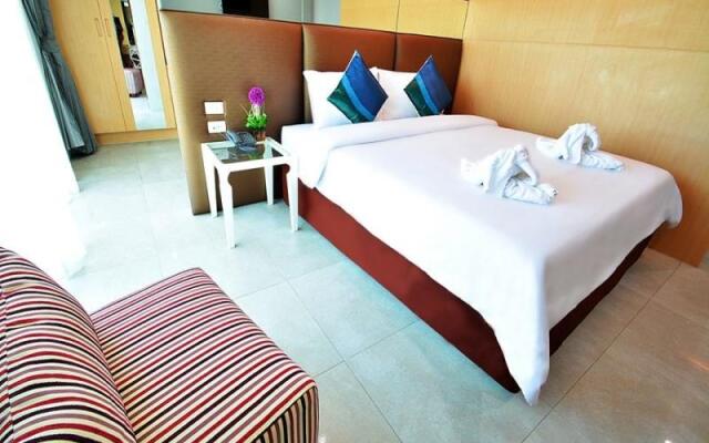 Golden Dragon Beach Resort