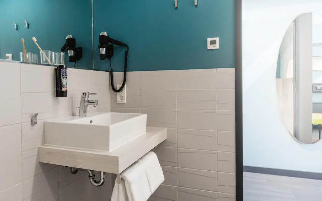 Holiday Inn - the niu, Seven Dusseldorf Ost by IHG