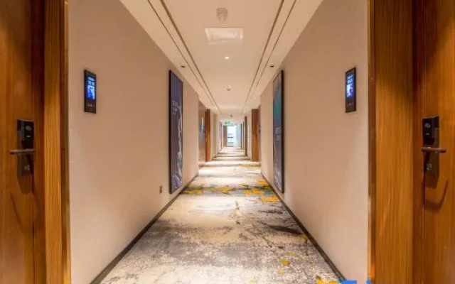 Yeste International Hotel (Guigang City Government Wanda Store)