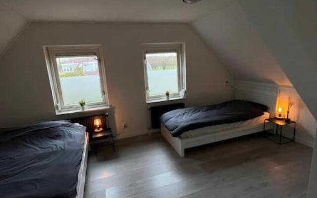 Luxurious Family Villa with swimmingpool big garden and jacuzzi