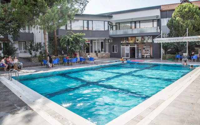 Reis Thermal Otel