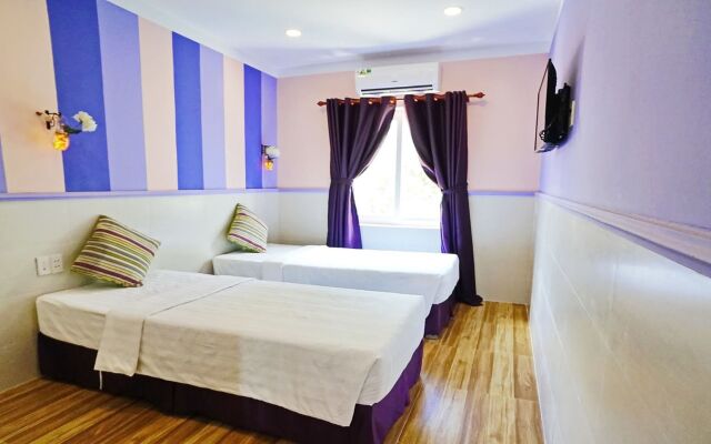 Q Song Chi Hotel