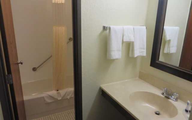 AmericInn Forest Lake