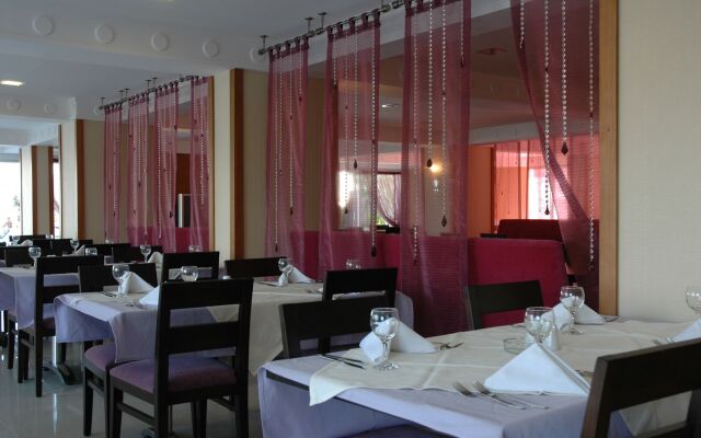 Ideal Pearl Hotel - All Inclusive - Adults Only