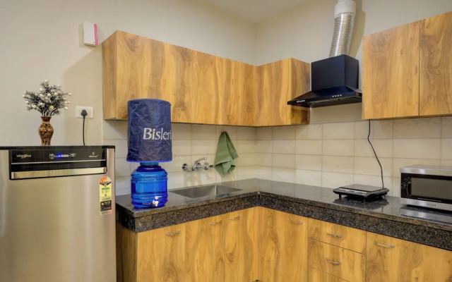 The Lodgers Luxury1BHK Service Apartment
