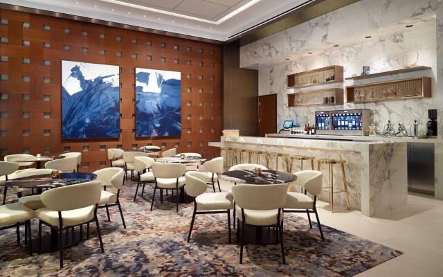 Omni Frisco Hotel at The Star