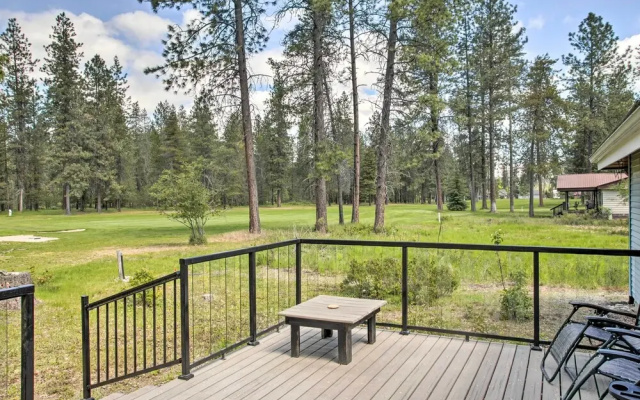All-seasons Chewelah Home: Fish, Golf & Ski!