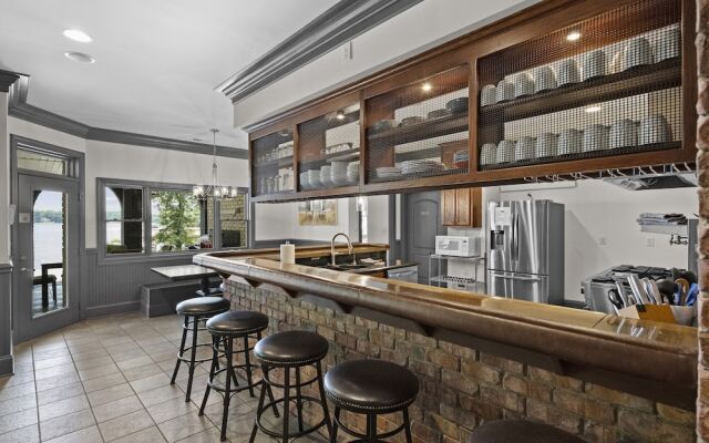 Make a Big Splash in 7BR Lake Norman Home!