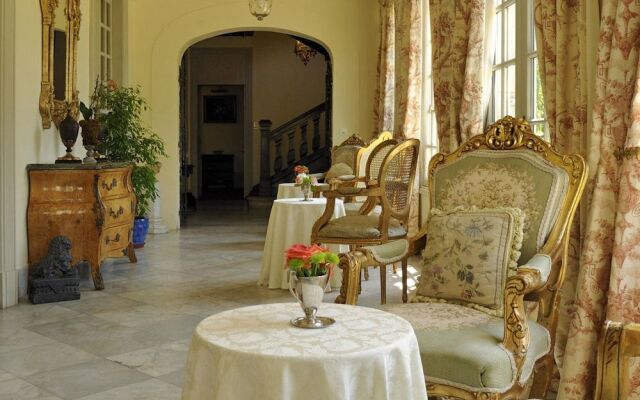 Chateau Le Mas De Montet