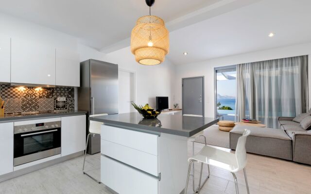 Lindos Hill Villas