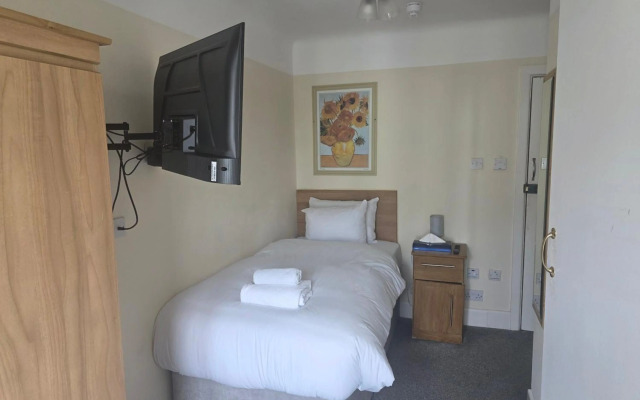 Russell Court Hotel