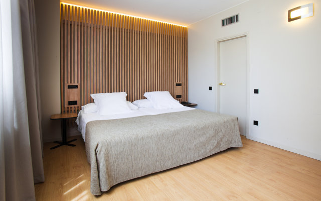 Atenea Barcelona Aparthotel 