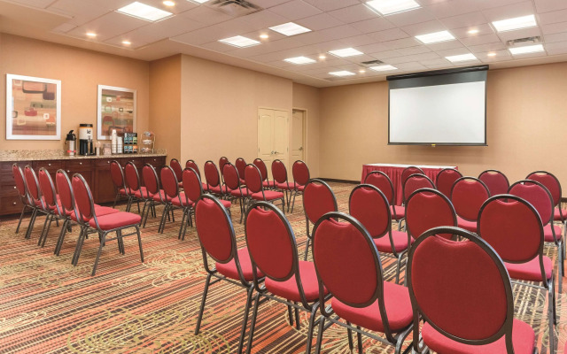 Hampton Inn by Hilton Edmonton/South, Alberta, Canada