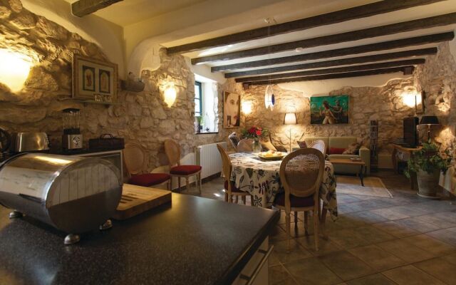 Awesome Home in Dobrinj With Wifi and 2 Bedrooms