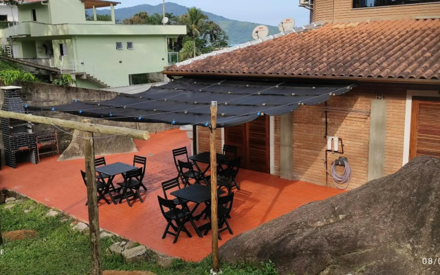 Suíte para temporada Ubatuba