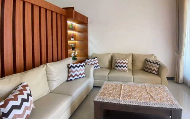 Kanggo Riko Family Homestay Mitra RedDoorz