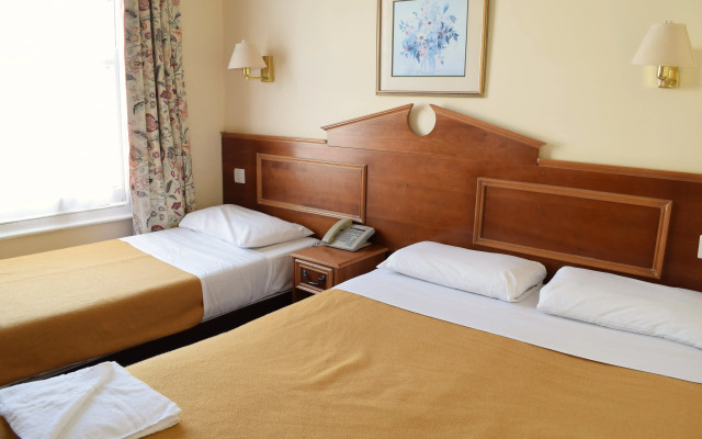 Pembridge Palace Hotel