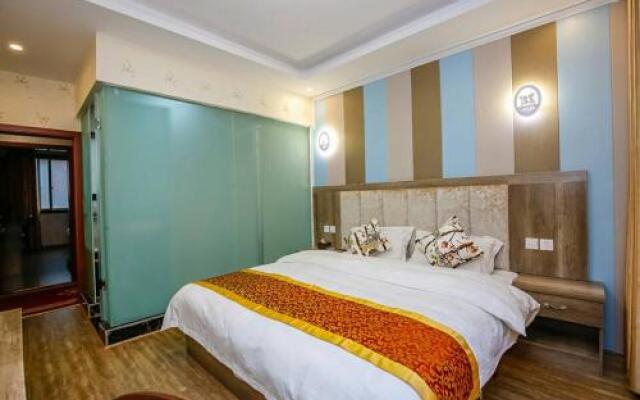 Yuhang Business Hotel