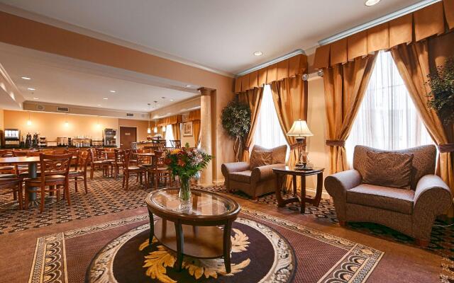 Best Western Plus Hannaford Inn & Suites