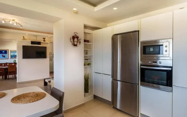 Luxury Villa Kopsas