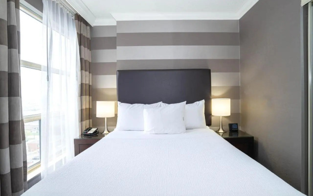 Stage West All-Suite Hotel & Theatre Restaurant
