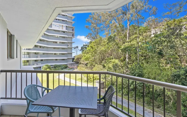 Tranquil 2 Bedroom on Burleigh Headland