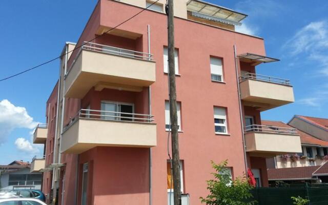 Apartment Dinamic