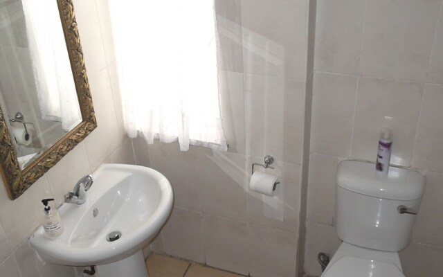 CasaKaya Bed & Breakfast