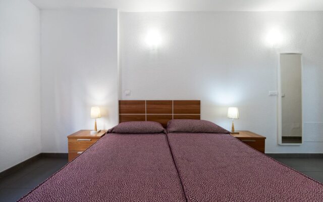 Mhc Arenales Hotel
