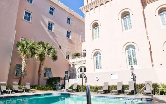 Embassy Suites by Hilton Charleston Historic District