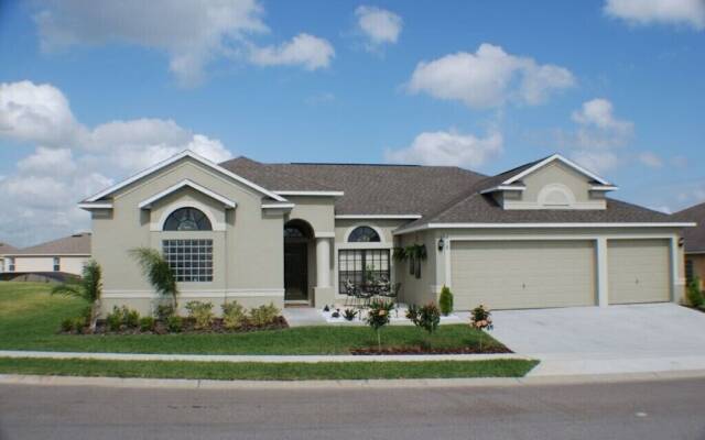 The Estates at Legacy Park