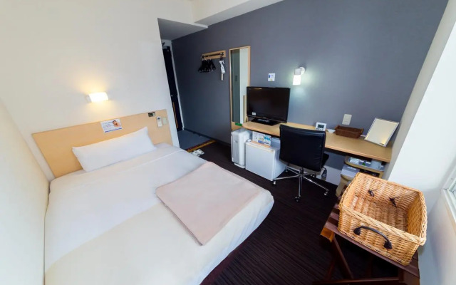 Super Hotel Subway Tanimachi 4-chome Exit 6