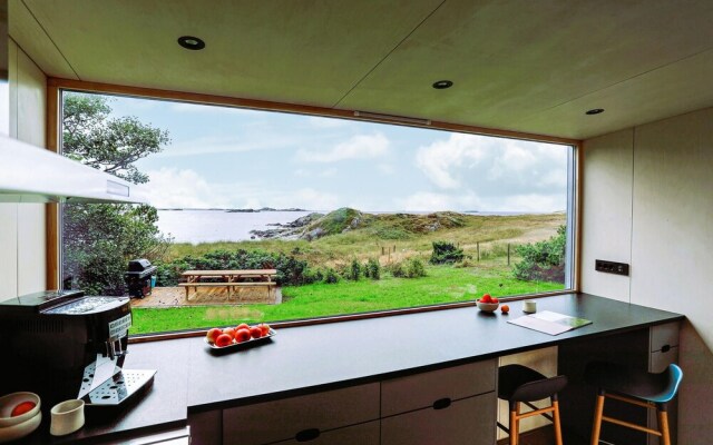 Amazing Home in Farsund With Wifi and 5 Bedrooms