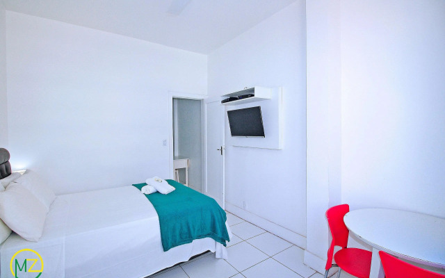 Studio vista mar para 4 pessoas em Copacabana