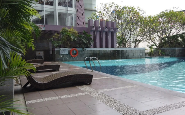 Elegant 2BR Apartment with Working Room The Lavande Residences