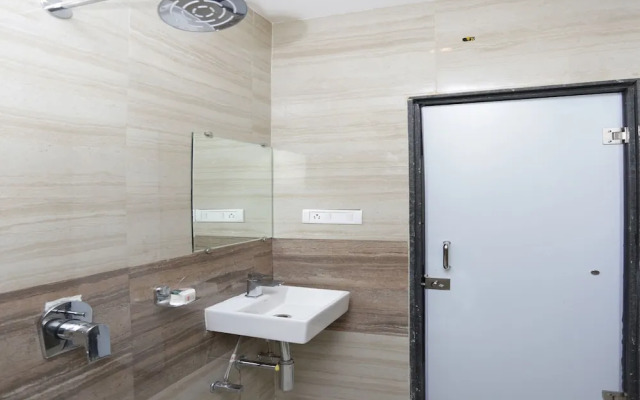 OYO 12899 Hotel Khushi Regent