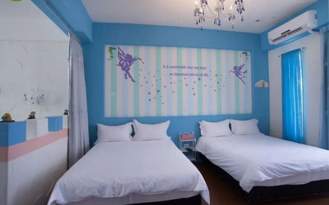 Rose Castle Hostel