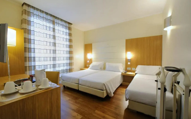 Canada Hotel