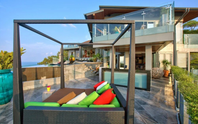 Villa Skyfall