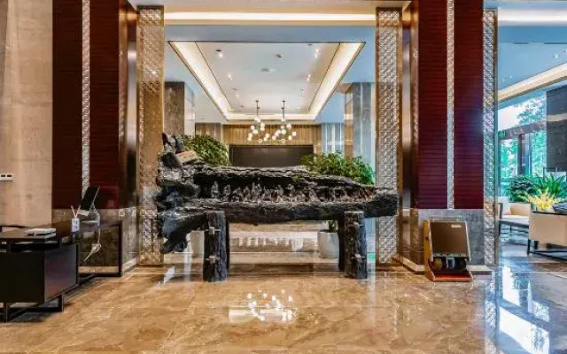 Dongyue Xinyue Hotel