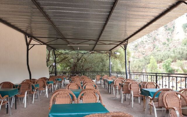 Hotel Amalou Imouzer Ida Outanan