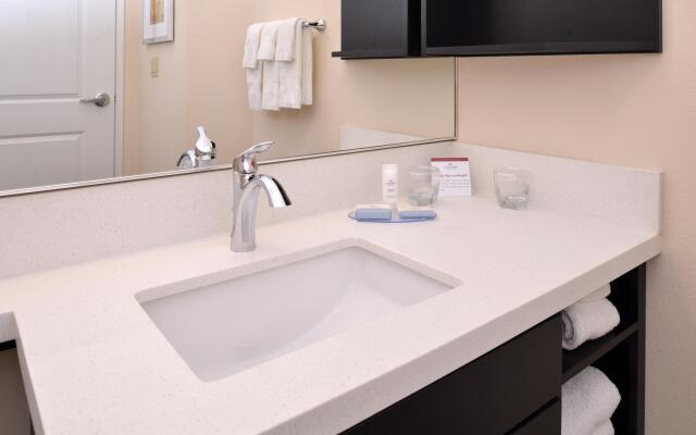 Candlewood Suites MORGANTOWN-UNIV WEST VIRGINIA by IHG