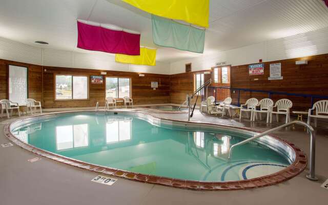 Days Inn by Wyndham Marquette