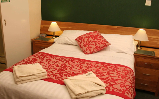 LG Thai Derm Spa & Guesthouse